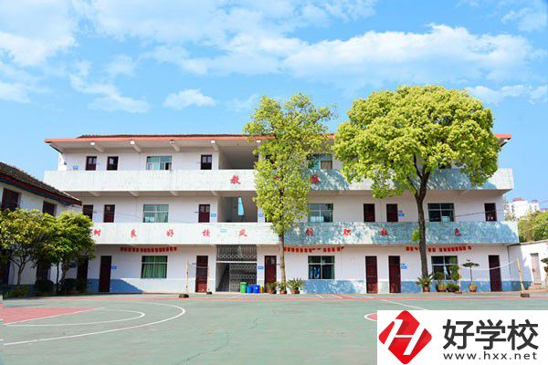 懷化市新華職業學校教學樓