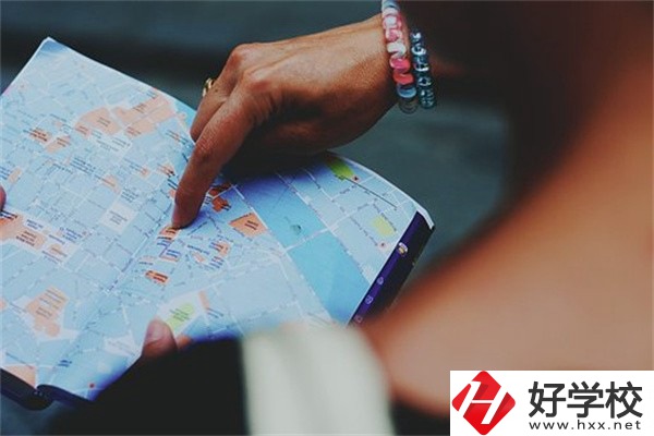 岳陽中職學校哪些專業好？有什么學校推薦？
