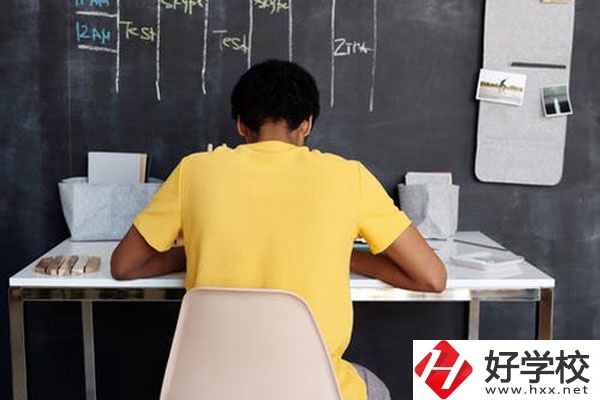 郴州有哪些公立的中專學校？專業有哪些？
