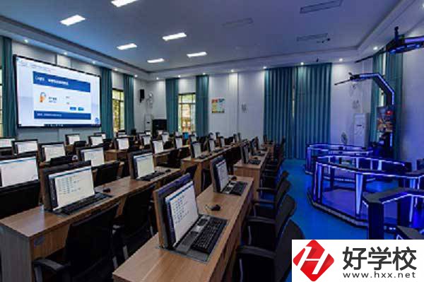 長沙財經學校有哪些比較熱門專業？