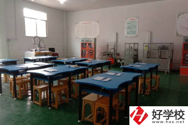 湘西涉外經濟職業學校辦學條件怎么樣？有哪些特色專業？