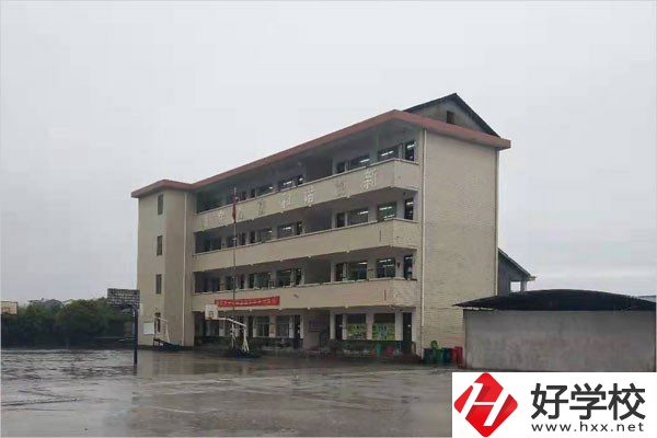 張家界僑輝職業技術學校教學樓