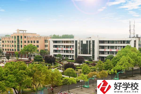 會同縣職業中專學校教學樓