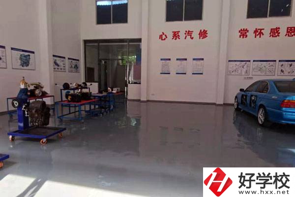 湘潭蓮城醫衛中等職業技術學校實訓室