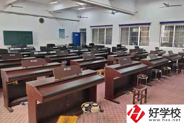 岳陽市第一職業中等專業學校怎么樣？得過哪些榮譽？