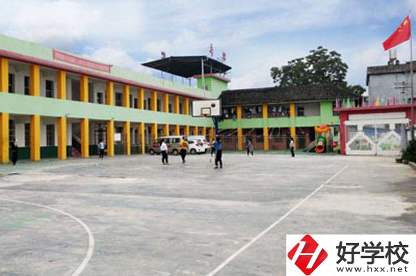 龍山縣誠信職業技術學校有什么優勢?學校規模大嗎?