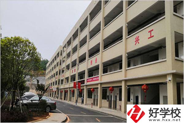 臨武縣職業中專教學樓