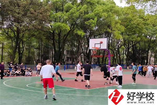 益陽科達職業技術學校運動場