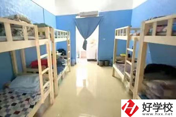 湖南省體育運動學校的辦學條件怎么樣？