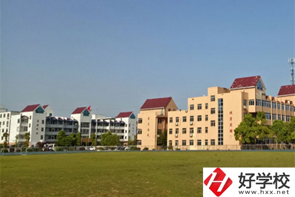 岳陽通達職業技術學校環境如何呢？宿舍條件怎么樣？
