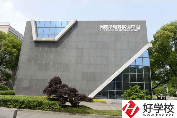 湘潭信息中等職業技術學校實訓樓