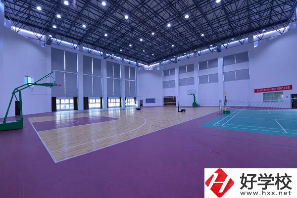 郴州工業交通學校運動場