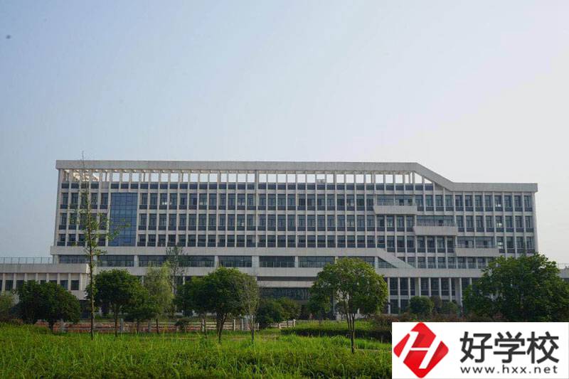 益陽職業技術學院教學樓