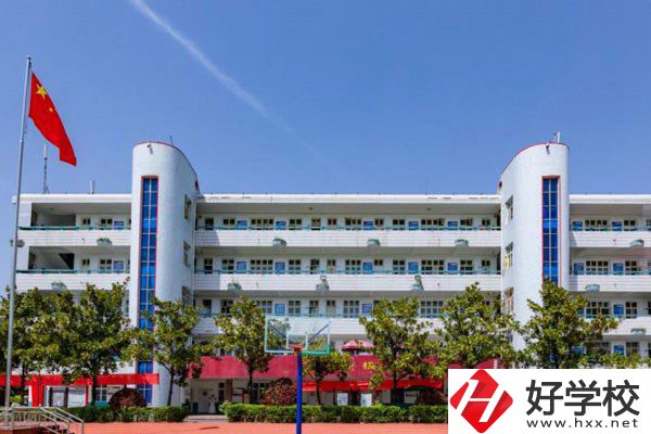 株洲軌道交通職業技術學校位置在哪里？乘車路線有哪些？