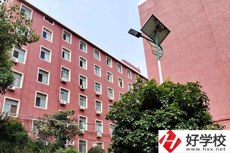 益陽市第一職業中專學校好不好？辦學條件怎么樣？