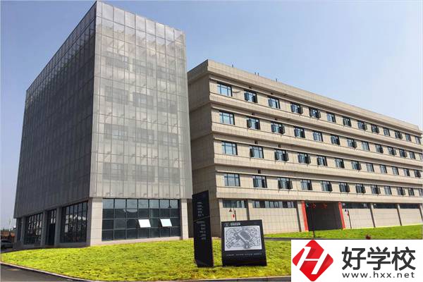 株洲市工業中等專業學校實訓樓