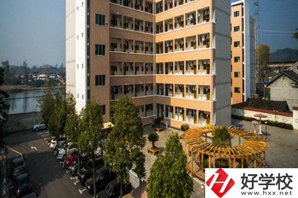 懷化市芷江民族職業中專學校教學樓