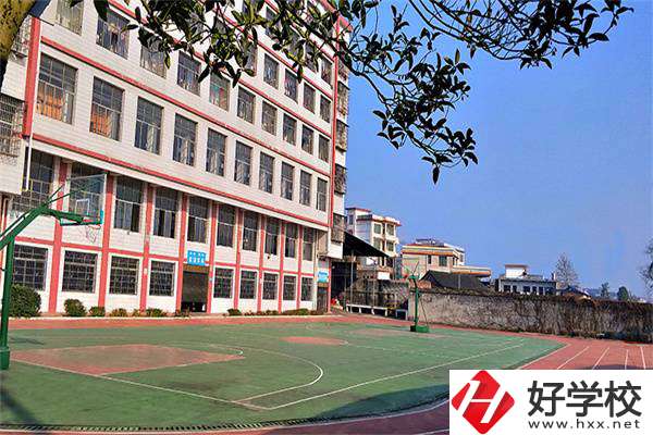 武岡市環球職業技術學校教學樓
