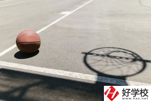 湖南省商業職業中等專業學校怎么樣？宿舍怎么樣？