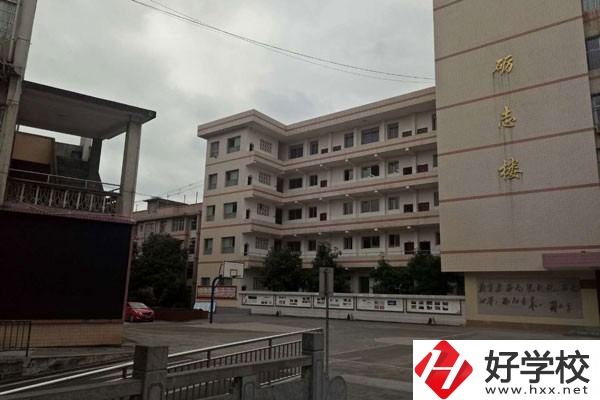 湘西民族女子中等職業學校教學樓