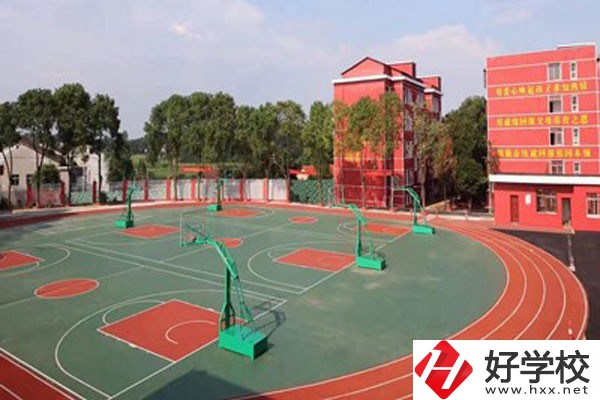 湘陰縣中山職業技術學校運動場
