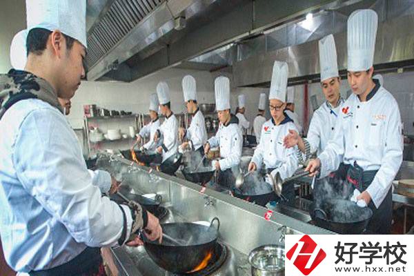株洲比較好的廚師培訓學校有哪些？烹飪專業好就業嗎？