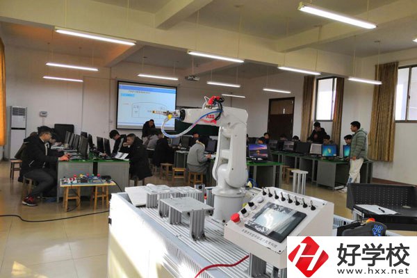 郴州職業技術學院中職部好不好？值得讀嗎？
