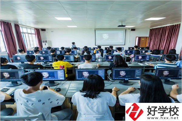 郴州市理工職業技術學校實訓室