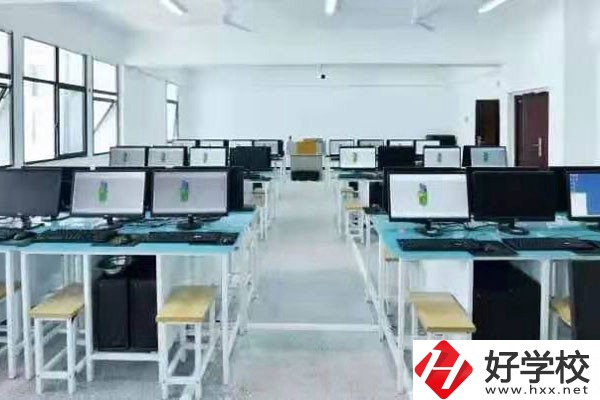 益陽市揚帆育才職業學校實訓室