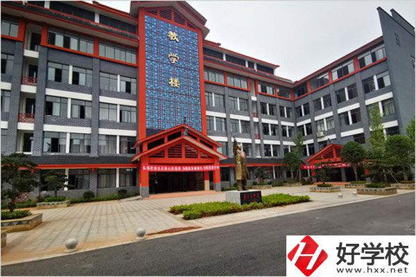 懷化精武體育藝術職校有哪些專業？就業方向怎么樣？