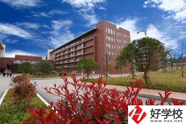 張家界航空工業職業技術學院中職部怎么樣？