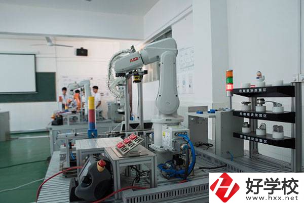 寧遠縣職業中專學校怎么樣？有哪些熱門專業？