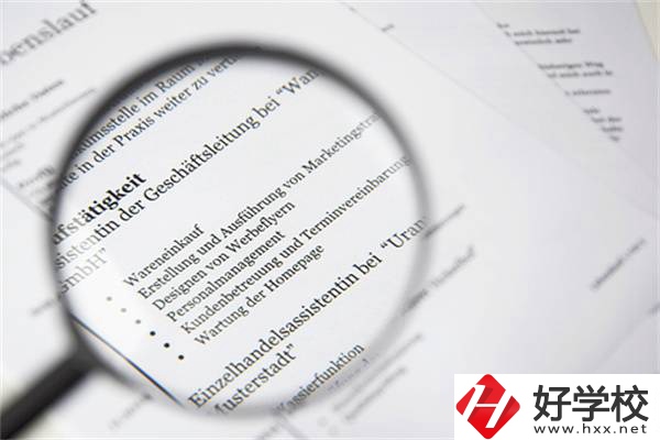 在湖南選職校要不要看招生簡章？有什么內容？