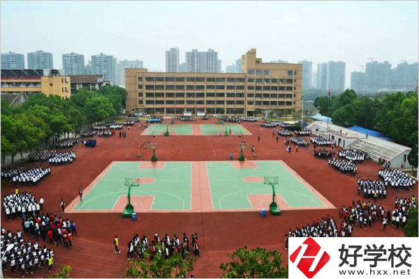 婁底市第一職業中學運動場