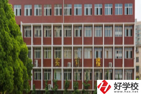 湖南工業貿易學校的移動商務專業怎么樣？