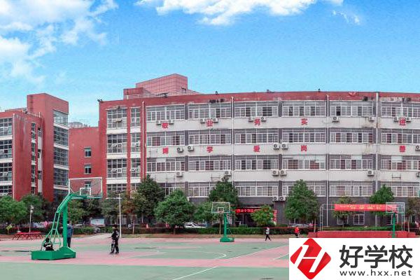 長沙中部鐵路航空學校的報名流程和要求是什么？