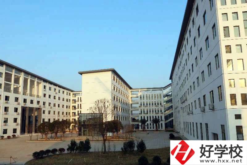 衡南縣職業中等專業學校教學樓