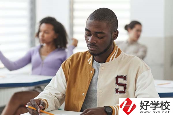 長沙經貿職業學校怎么樣（長沙經貿職業中專官網）